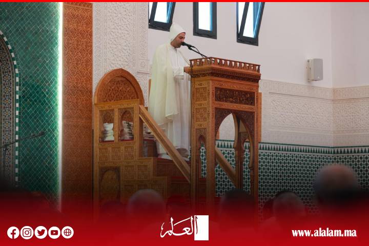 أول صلاة جمعة بمسجد المقر الجديد للأمن الوطني بالرباط تعزز البعد الروحي للمؤسسة الأمنية