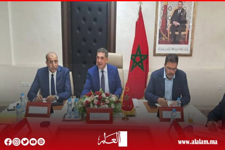 أكادير: مناقشة مدى تقدم مشروع إحداث المحطة الجديدة لتحلية مياه البحر بجهة سوس ماسة