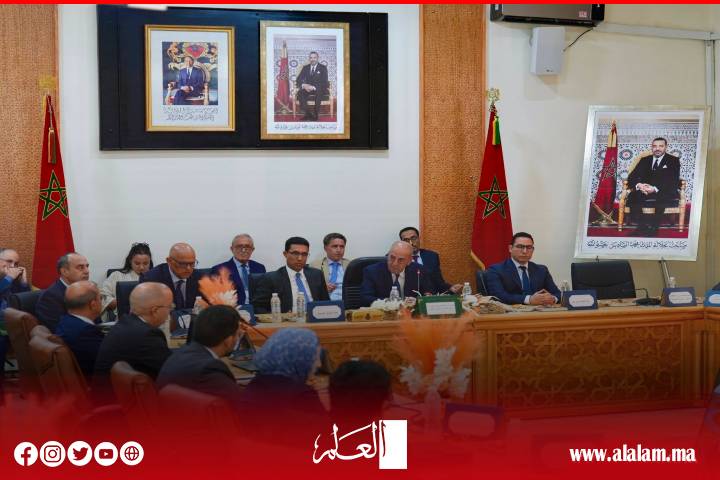 وزير الفلاحة يترأس اجتماعاً لتقييم حصيلة المكتب الجهوي للاستثمار الفلاحي لدكالة وتنصيب مديره الجديد