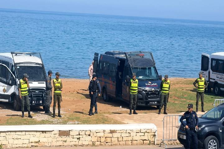 "استنفار أمني بشمال المغرب يجهض محاولات جماعية للعبور نحو سبتة المحتلة"