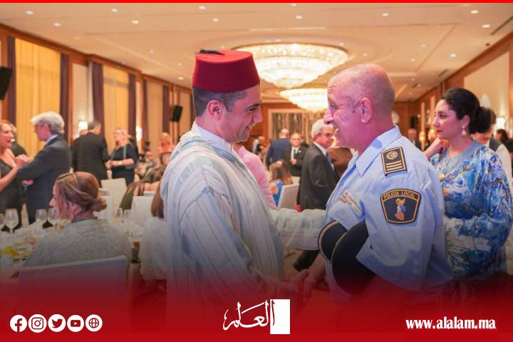 فالنسيا تحتفي بعيد العرش.. القنصلية العامة تجمع أفراد الجالية المغربية في أجواء وطنية