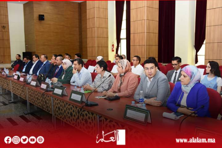 والي بني ملال-خنيفرة يفتح أبواب الولاية أمام مغاربة العالم.. تبسيط المساطر والإنصات لانشغالات الجالية