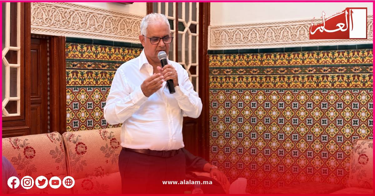 نزار بركة خلال لقائه ممثلي المجلس الجهوي للعدول بالقصر الكبير