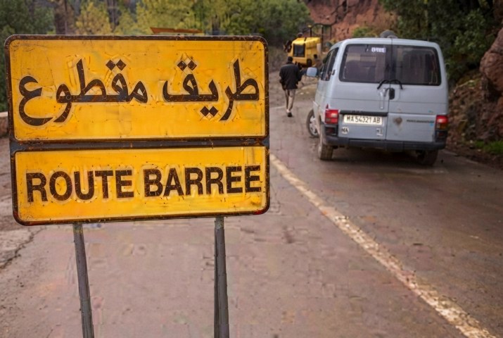 انقطاع حركة السير بين سيدي قاسم ومكناس لشهرين كاملين