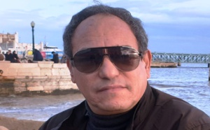 الحكم غيابياً على صحافي جزائري مقيم في فرنسا بالسجن في قضية مع الجنرال نزار