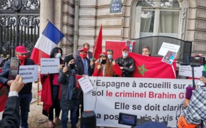 باريس.. مغاربة يخرجون للاحتجاج ضد إسبانيا في قلب العاصمة الفرنسية