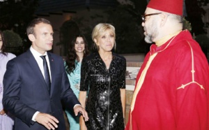عاهل المغرب يهنئ رئيس فرنسا بمناسبة احتفال بلاده بعيدها الوطني