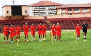 بعد الانقلاب في غينيا.. المنتخب المغربي "عالق" ومحاولات لتأمينه