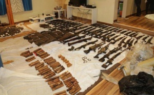 ضبط كميات كبيرة من الأسلحة والمتفجرات في الحدود الجزائرية اللبية
