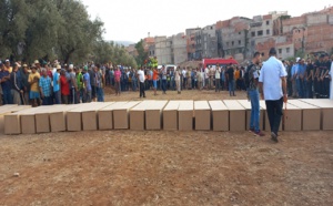 بالصور.. عامل إقليم أزيلال وشخصيات مدنية وعسكرية في جنازة فاجعة حادثة أخاشان بسيدي بولخلف