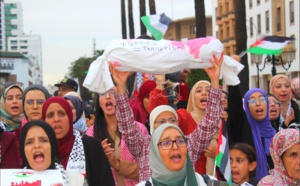 المغاربة يجددون تضامنهم مع الشعب الفلسطيني في وقفة احتجاجية أمام البرلمان