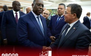 البوزيدي يحظى إلى جانب أعضاء وفد مغربي باستقبال من طرف الرئيس السنغالي