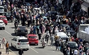 اجتماع موسع بمقر عمالة القنيطرة لوضع حد للاختناق المروري عند مداخل المدينة