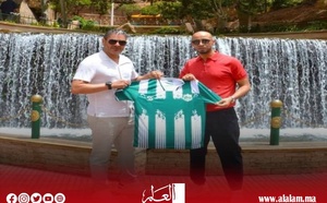 رسميًا.. عبد الإله صابر مدربًا جديدًا لفريق رجاء بني ملال