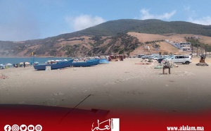 أمواج عاتية تحطم قارب صيد بإمطلان شمال الداخلة والطاقم ينجو بأعجوبة