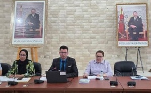 أربع نقابات تعليمية بالحسيمة تعلن وقفة إنذارية احتجاجًا على “التدبير العشوائي” للمديرية الإقليمية