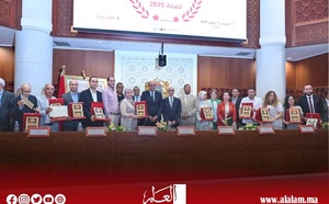 بنسعيد يترأس حفل تنصيب لجنة تحكيم الجائزة الكبرى للصحافة