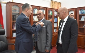 المديرية الإقليمية للعدل بالحسيمة تنظم حفلا لتوشيح موظفين بأوسمة ملكية شريفة