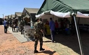 بتعليمات ملكية سامية.. تشييد مستشفى ميداني عسكري بأيت أمحمد للتخفيف من آثار موجة البرد القارس