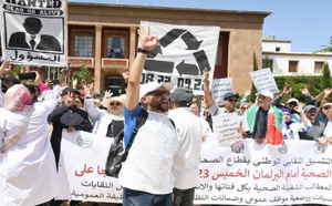 أمام صمت الوزارة وعدم تفاعلها مع بيانات التنسيق النقابي.. الشغيلة الصحية تصعد