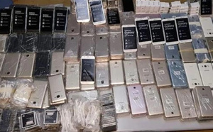 إحباط تهريب شحنة كبيرة من الهواتف الذكية قادمة من إسبانيا عبر ميناء طنجة