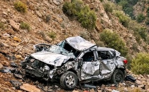 انقلاب سيارة بمنحدر خطير بين بوهيا وتمكروت بإقليم الحسيمة دون خسائر بشرية