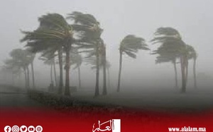 نشرة إنذارية: أمطار غزيرة ورياح عاصفية بعدد من أقاليم المغرب