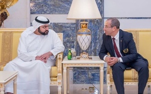 ولي عهد الفجيرة يكرم الأستاذ الهلالي تقديرا لإسهاماته في تطوير التايكوندو عربيا