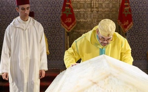 أمير المؤمنين يحيي ذكرى وفاة جده المغفور له الملك محمد الخامس
