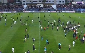 فوضى تُربك نصف النهائي القاري… اقتحام أرضية الملعب يؤجل انطلاق مباراة آسفي ويضع الفريق تحت مجهر “الكاف”