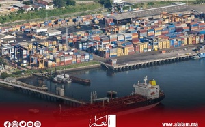 إيران تعلن عن توقف جميع الموانئ العربية في الخليج عن العمل