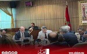 المستشارون يعيدون رسم معالم مهنة المحاماة.. 48 تعديلا ترفع سن الولوج وتفتح الباب أمام أطر كتابة الضبط وخريجي كليات الشريعية