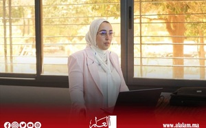الطالبة آسيا زايد تناقش رسالة ماستر حول دور الوساطة في سوق الشغل بأكادير