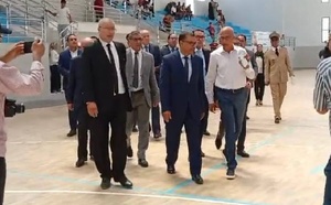 عامل إقليم سيدي قاسم يشرف على افتتاح أول قاعة رياضية مغطاة بأحد كورت..