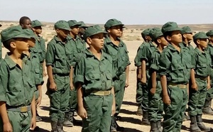 أصوات حقوقية أممية تُعري فضائح تجنيد الأطفال بمخيمات تندوف