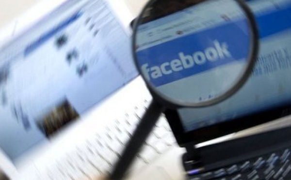 فيسبوك يُغْلِقْ حسابات وصفحات زائفة داعية للإرهاب في المغرب