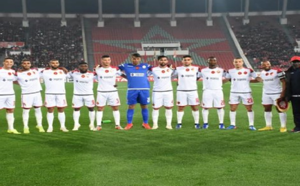 بثلاثية نظيفة الوداد يهزم ضيفه حسنية أكادير