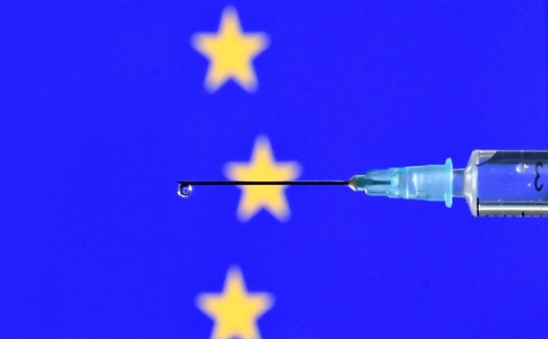 الإتحاد الأوروبي يُعْلِنْ استعداده لمساعدة شركات الأدوية لإنتاج لقاحات فيروس كورونا
