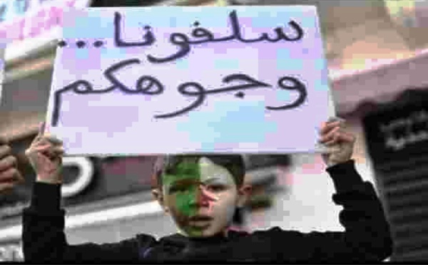 الجزائر التي وعدت باقتسام اللقاح مع تونس تستجدي قطر