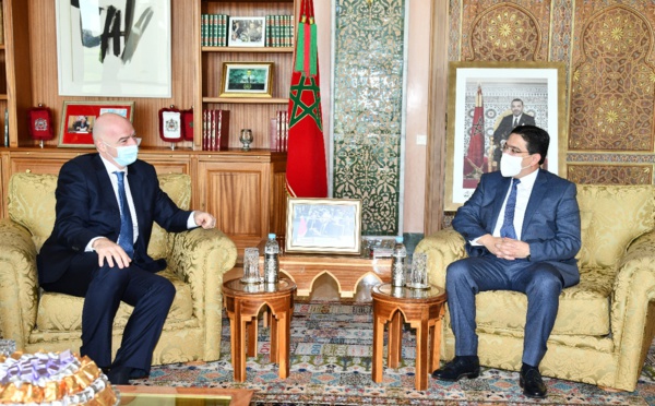 بوريطة ولقجع يستقبلان رئيس الفيفا في زيارة رسمية له بالمغرب