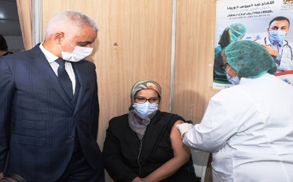 وزارة الصحة المغربية توسع الفئة المستهدفة بالتلقيح