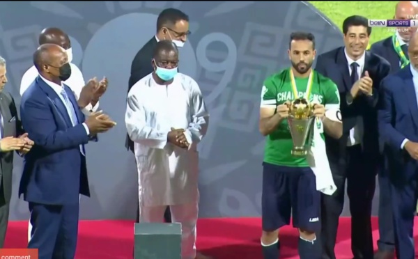 بالعلامة الكاملة.. الرجاء يتوج بكأس الكاف الثالثة في تاريخه