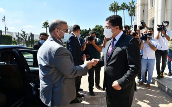 أزمة الشرعية في ليبيا وازدواجية المؤسسات لا يمكن حلهما إلا بتمرين ديمقراطي يشارك فيه الليبيون جميعا