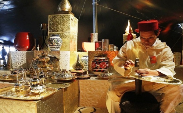 يَهُمُّ الصناع التقليديين.. وزارة السياحة تحدد هذا المبلغ للتأمين الإجباري عن المرض
