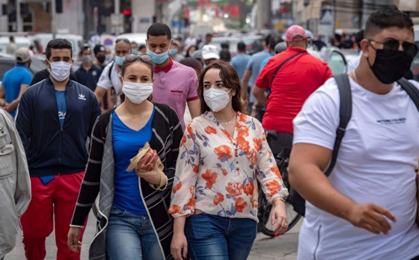 خبراء: انتشار أوميكرون سيوفر المزيد من المناعة تمكن البشرية من التعايش معه