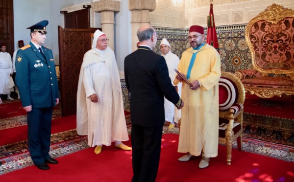 الملك يستقبل مجموعة من السفراء المعتمدين بالرباط