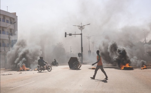 أخبار عن انقلاب في بوركينا فاسو والحكومة تنفي 