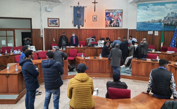 تنظيم قنصلية متنقلة لفائدة مغاربة إيطاليا