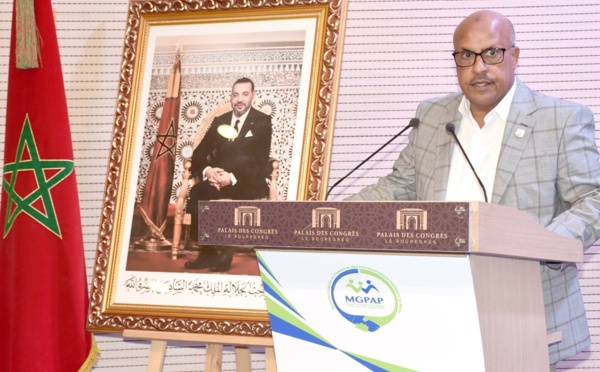 العثماني يفتح نقاشا مع النقابات بداية الدخول الاجتماعي المقبل