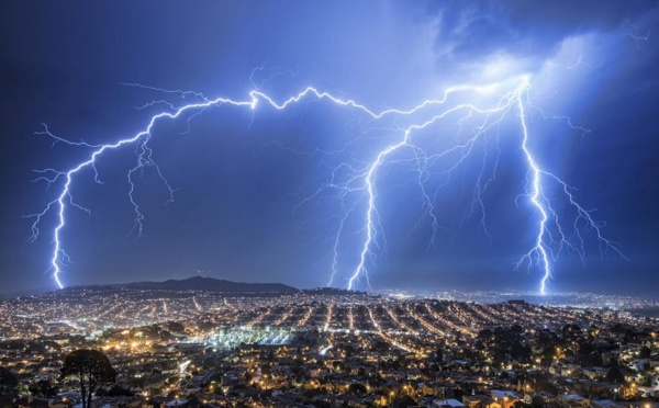 طقس المغرب.. زخات رعدية ورياح قوية بعدد من الأقاليم